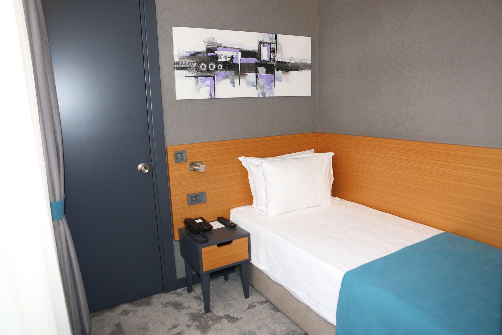 Sapko Airport Hotel