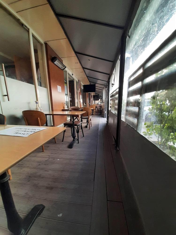 Sapko Airport Hotel 3*